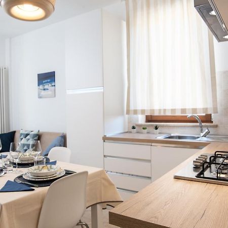 La Perla Blu Apartamento Porto SantʼElpidio Exterior foto
